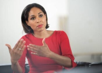 Jana Pareigis Größe
