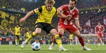 Aufstellungen: Teilnehmer: Borussia Dortmund Gegen FC Bayern München