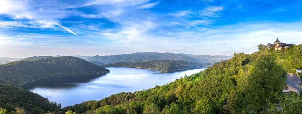 Geheimtipp Urlaub am See mit Blick auf den Edersee in Hessen